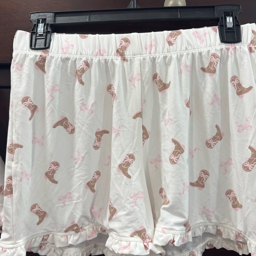 πΈπ€ Adorable Ruffle Pajama Set β Cozy & Girly ππΈ - Picture 3 of 5